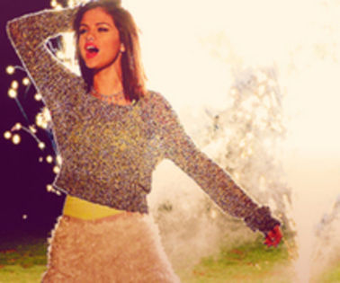 58576073_DTXTYZZ2 - Selena Gomez