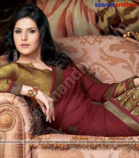 Zarine-Khan-Photo-Gallery-2 - Zarine Khan