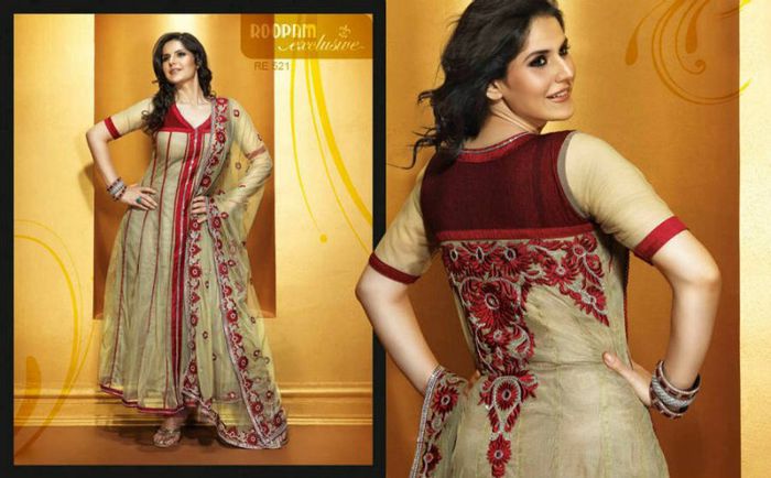 ZarineKhanRoopamChuridaSuits13 - Zarine Khan