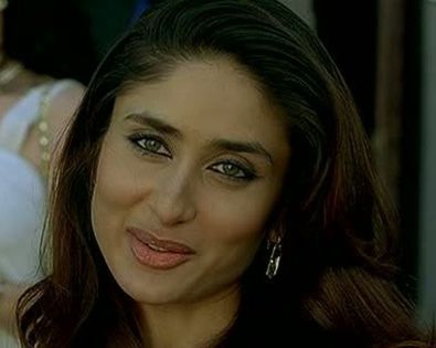 kareena caps (158) - Kareena Kapoor