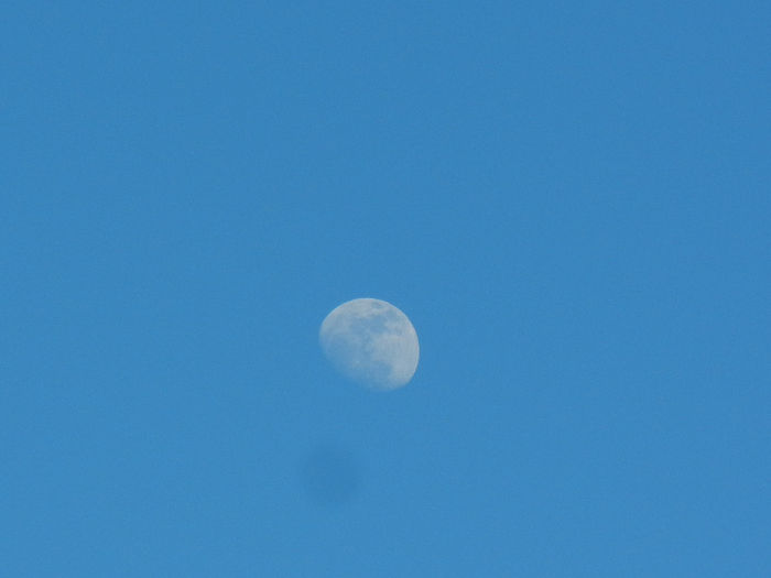 Beautiful Moon (2013, Mar.23, 5.26 PM)