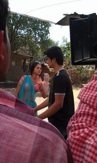 524678_10151513072469798_193702847_n - SaraswatiChandra Off screen pictures