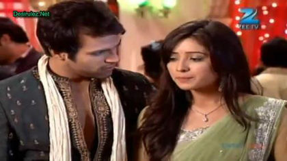 527673_359048780836094_369162811_n - Asha Negi si Rithvik Dhanjani poze COOL