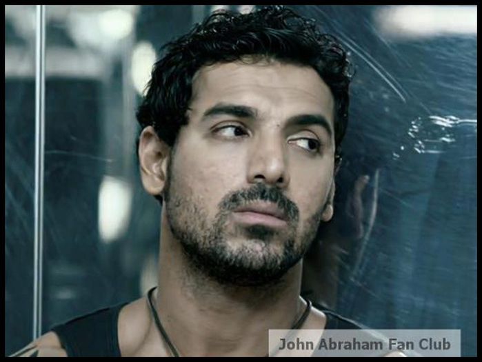 561843_466740706699072_1511947963_n - John Abraham 2