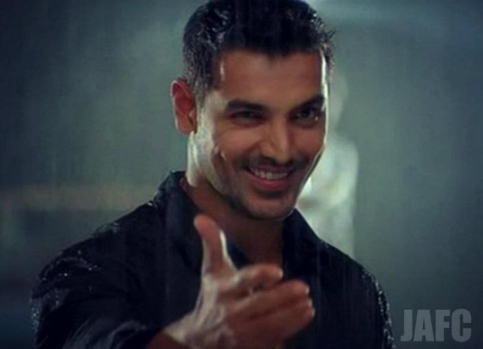 564242_359014544157908_2001016595_n - John Abraham 2