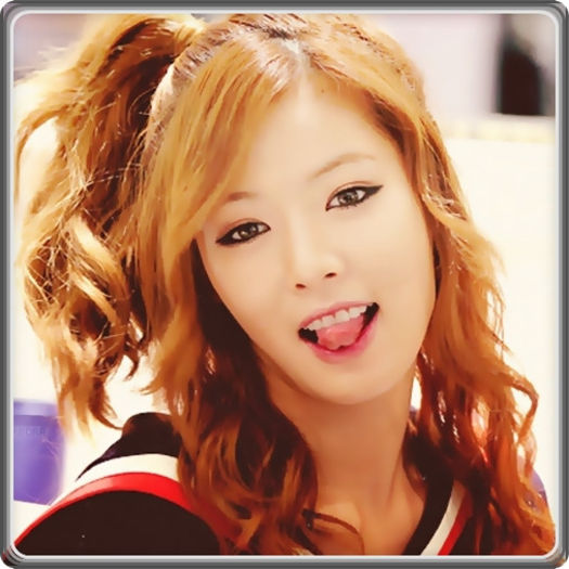  - JKL __ x - x Kim HyunA x - x