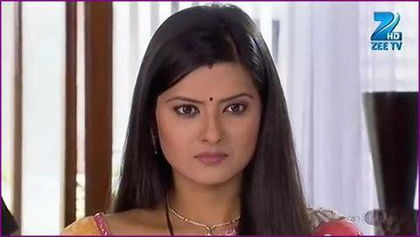 390706_534783616583719_85559738_n - 3-Aarti-Kratika Sengar si  Yash-Gurmeet