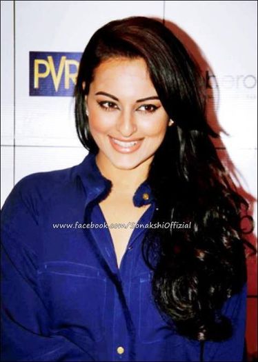 944264_324475977683760_1176901260_n - Sonakshi Sinha