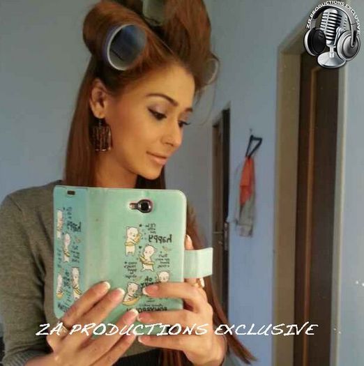 14 - Sara Khan in Junoon