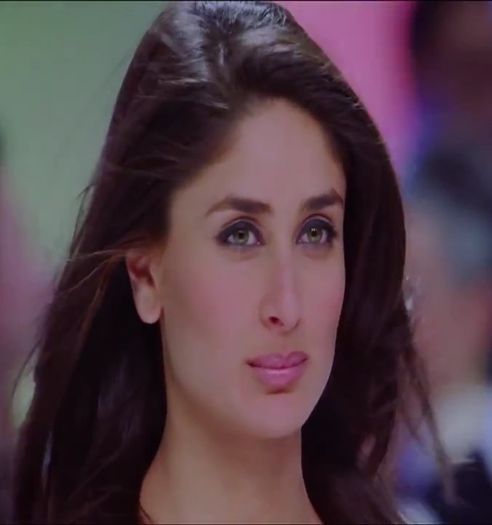 Criminal (Full Song) Ra.One _ ShahRukh Khan _ Kareena Kapoor_(720p).mp4_000061200 - Kareena Kapoor 2