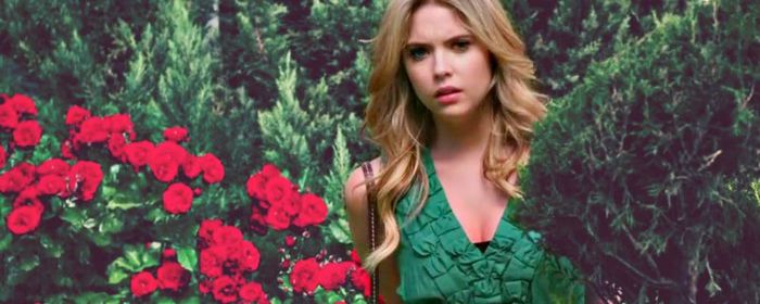 58 - l - O Ashley Benson