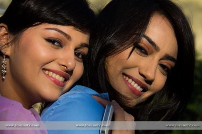 181346_514490155266958_269925389_n - 15-Surbhi Jyoti- Zoya