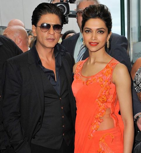 Shahrukh-Khan-deepika-020813 - Deepika Padukone