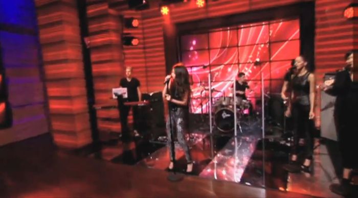 bscap0267 - xX_Performs Birthday on LIVE with Kelly and Michael