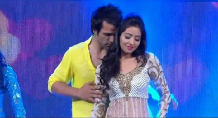 1395886_615690941825360_1108045599_n - ASHA NEGI SI RITHVIK_POZE SUPERBE