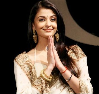 Aishwarya Rai in her gold traditional Indian fashion - Aishwarya Rai