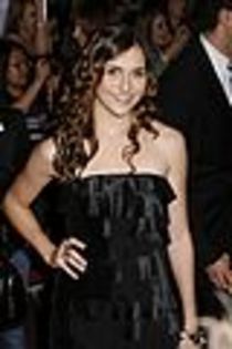 alyson-stoner-3d-premiere-05