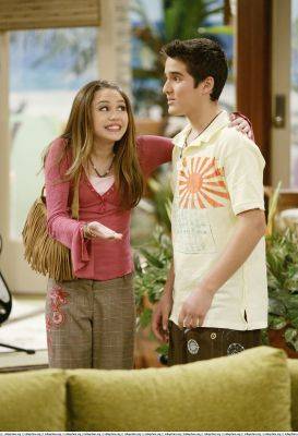 normal_010~7 - hannah montana season 1