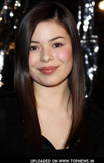 Miranda-Cosgrove2_0