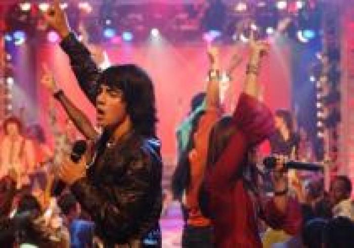 NCCEKVYUUAWSLNVSDYX[1] - camp rock and Jonas Brothers