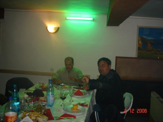 la masa cu vicecampionul ucpr general 2006, Dumitru
