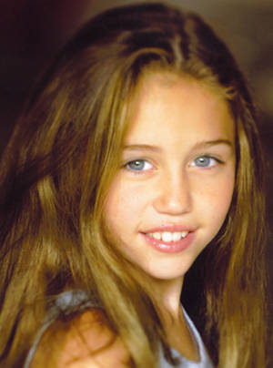 Miley child - Miley Cyrus- Hannah Montana