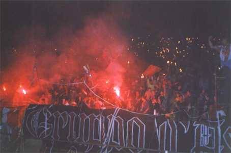 2003_3_25_13_34_28_stadion16[1] - DINAMO