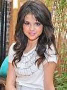 poster cu selena gomez