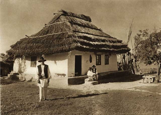 Casa-taraneasca-in-Basarabi - case traditionale romanesti