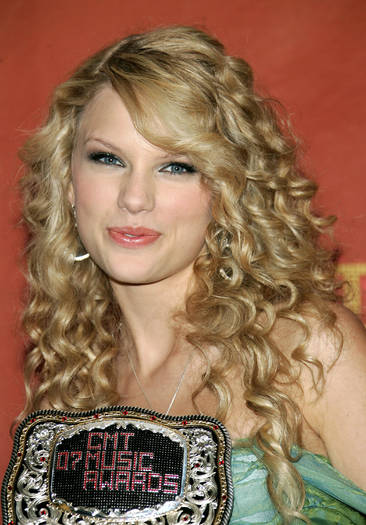 05-taylor-swift-080907