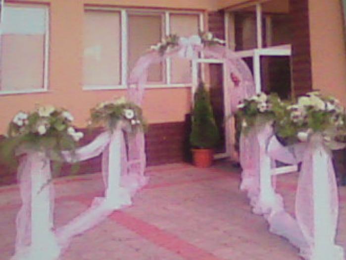 intrarea sala nunti