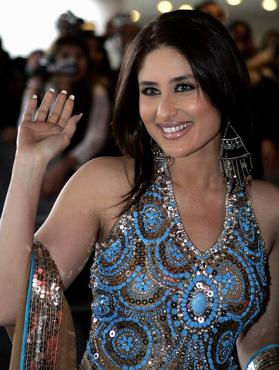 kareena-kapoor-birthday1[1]