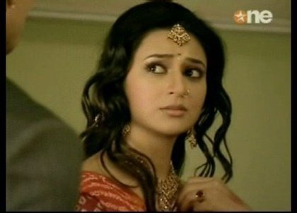 YYGNMKHYMCEITWASBZD - Divyanka Tripathi