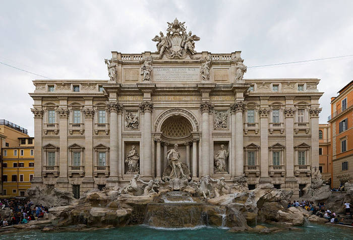 fontana-di-trevi-roma-italia