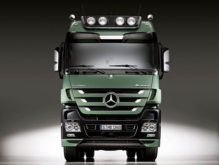 Mercedes Benz Actros (4)