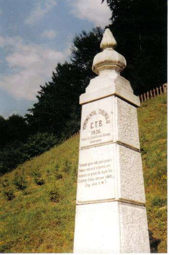 monument 11