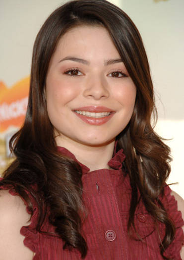 Miranda Cosgrove