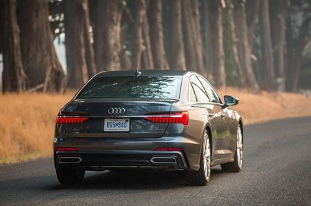 2019-2020-audi-a6-rear-angle-view-carbuzz-551177-1600