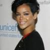 Rihanna_1231372205_1