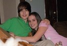 caitlin-beadles-stabbed-by-justin-bieber-fan-twitter-hoax-300x207