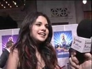 Selena Gomez at the Premiere for Hannah Montana Concert 098