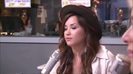 Demi Lovato\'s Interview with Ryan Seacrest -Skyscraper premier [Full] 1054