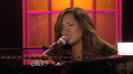 Demi Lovato Performs Skyscraper on the Ellen Show (814)