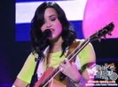 Demi Lovato - Catch Me Live (975)