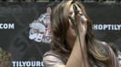 Demi Lovato  Live at Glendale Galleria  in LA for Cambio in HD 04184