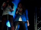 Demi Unbroken Live In Panama (3061)