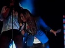 Demi Unbroken Live In Panama (3166)