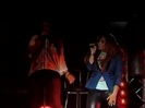 Demi Unbroken Live In Panama (3692)