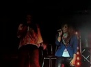 Demi Unbroken Live In Panama (3706)