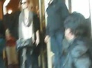 Demi Lovato Saludando en el hotel Radisson Uruguay 29_04_12 0116